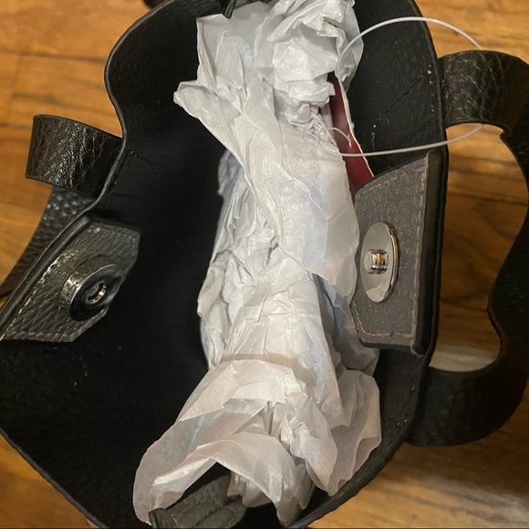 Kenneth Cole Reaction Purse - Picture 4 of 4